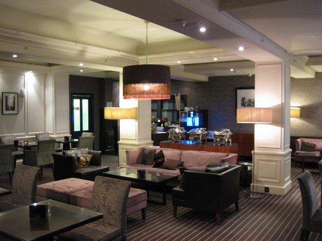 Executive Lounge im Waldorf Hilton London