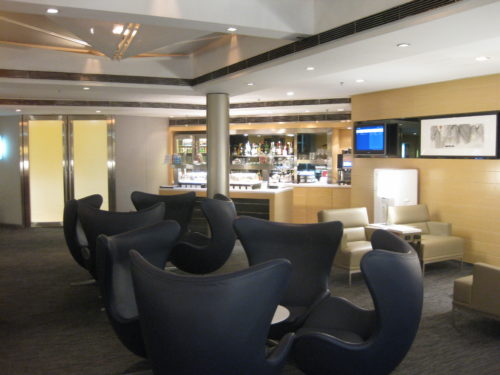 United First Class Lounge Hong Kong