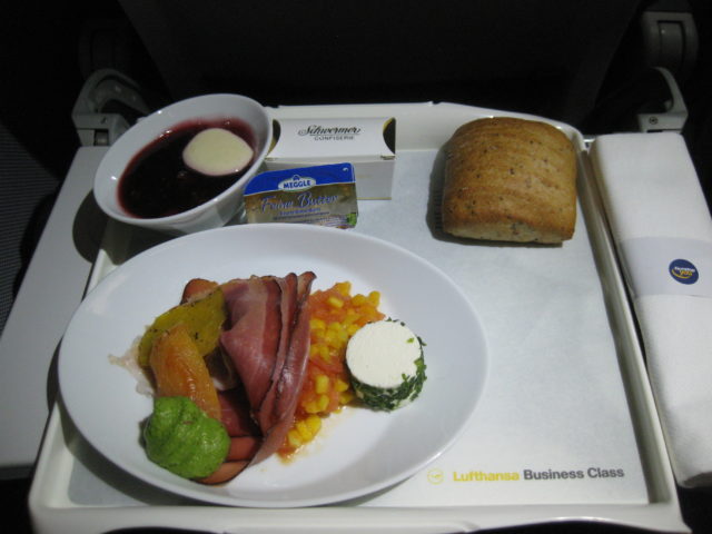 kleiner Snack / LH Business-Class