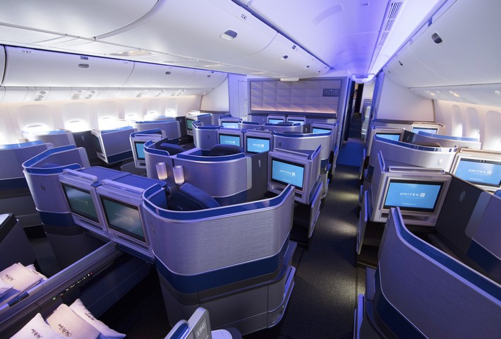 UA Polaris Business-Class (Boeing 777-300ER)