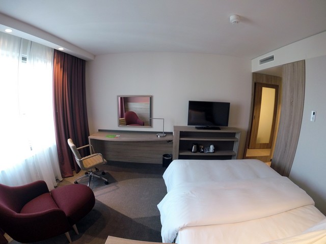 Standardzimmer im Hampton by Hilton Frankfurt East