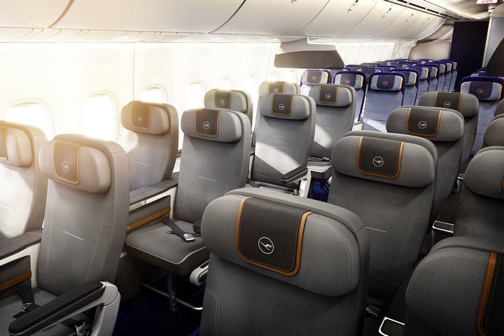 Lufthansa Premium Economy Class auf der Langstrecke in der Boeing 747-8i