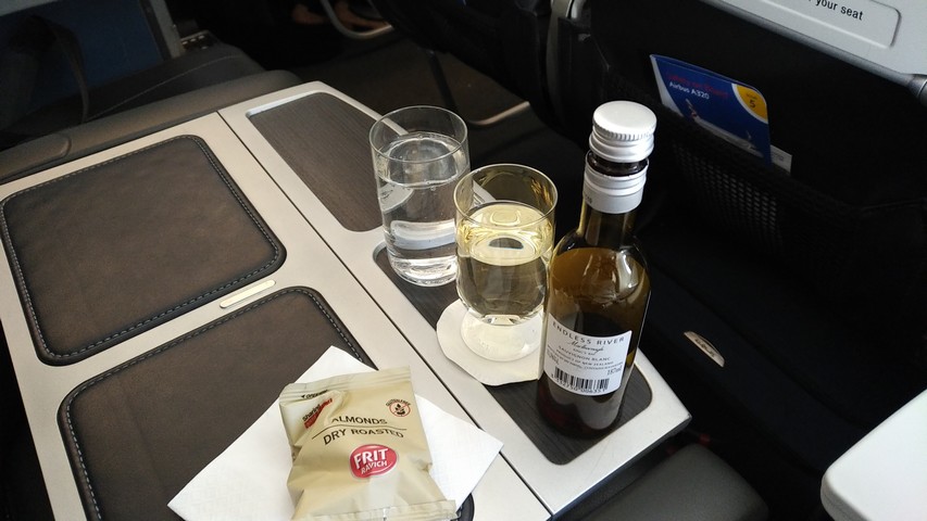 Mittagessen Business Class / BA 794 LHR-HEL