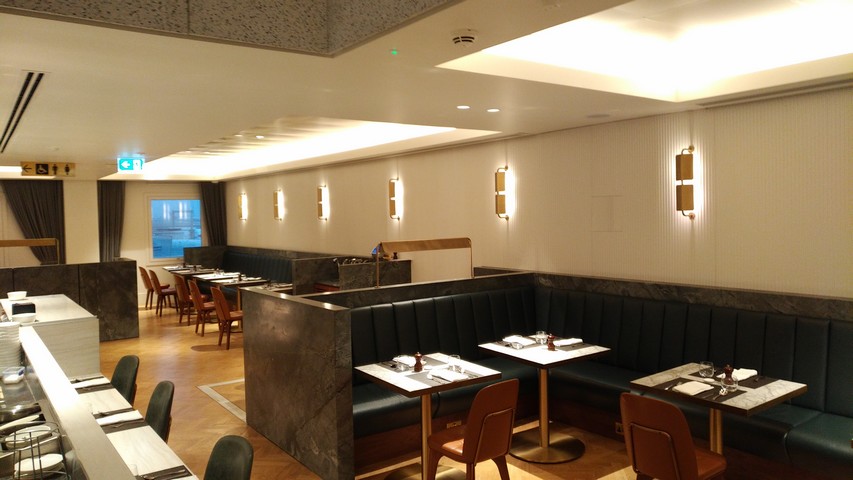 The Qantas London Lounge