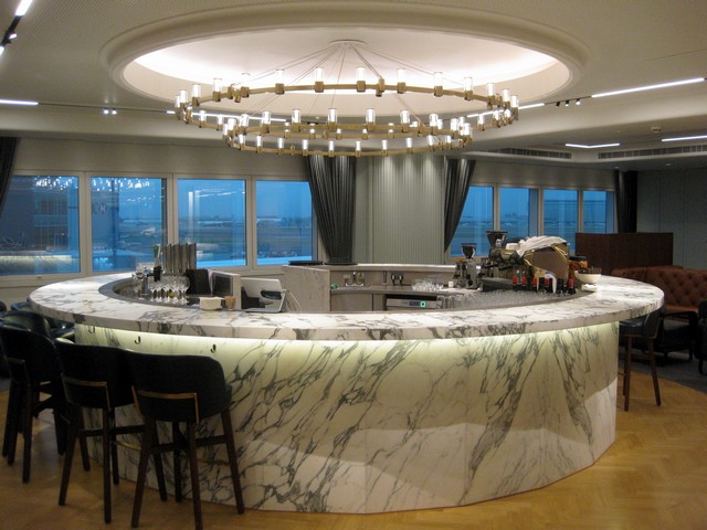 The Qantas London Lounge