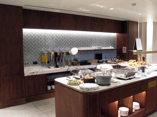 The Qantas London Lounge