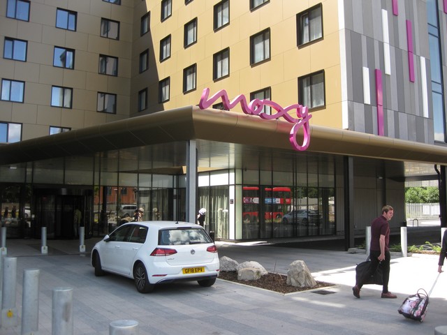 Moxy London Heathrow