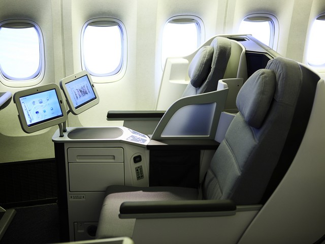 CA Business-Class (Boeing 777-200)