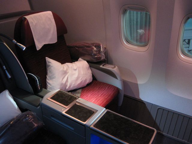 QR Business-Class (Boeing 777