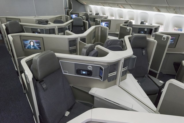 AA Business-Class (Boeing 777-300ER)