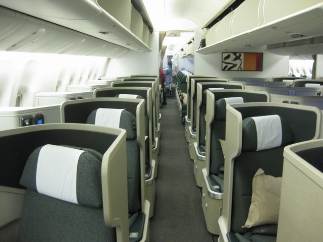 CX Business-Class (Boeing 777-300ER)