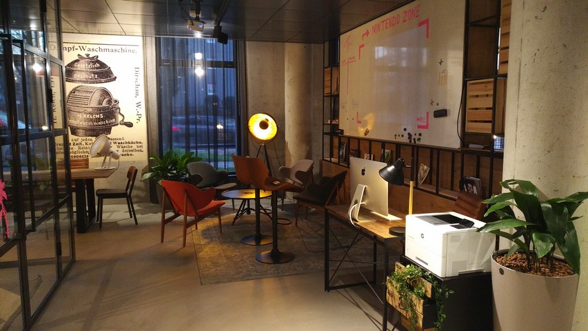 Lobby im Moxy Düsseldorf South