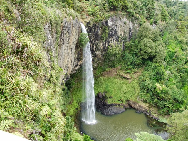 Bridal Veil Falls (Neusseland)