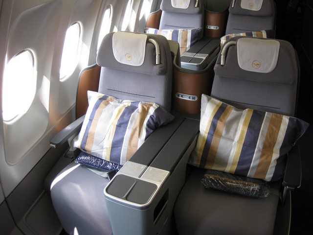 LH Business-Class (Airbus A340-300)