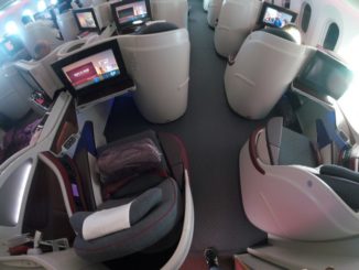 Business-Class Kabine / QR302 HEL-DOH