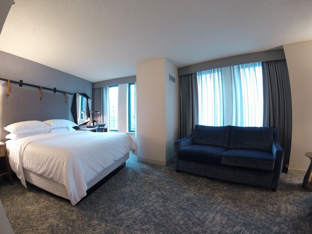 Renovierter Club Corner Room im Sheraton Grand Chicago