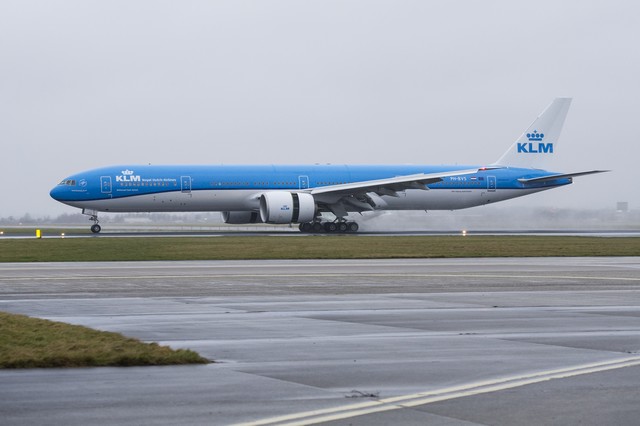 KLM 777 am Flughafen Amsterdam Schiphol