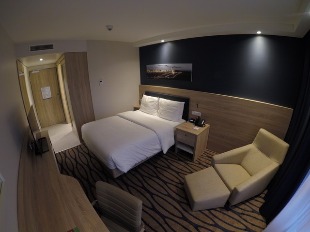 Standardzimmer im Hampton by Hilton Frankfurt Airport