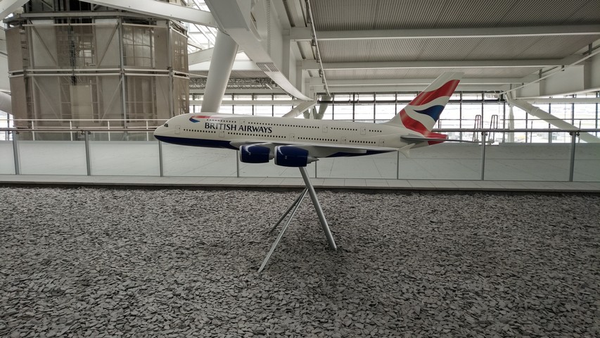 BA 380 Modell in Terrace Lounge