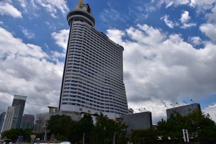 Millenium Hilton Bangkok