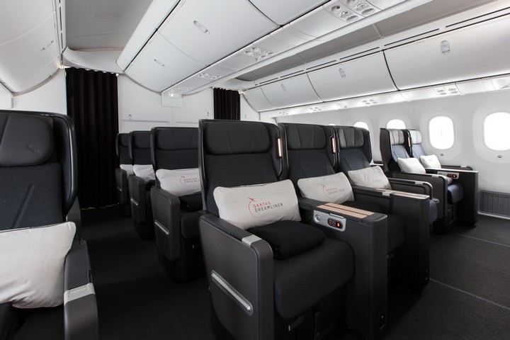QF Premium-Economy-Class (Boeing 787-9)