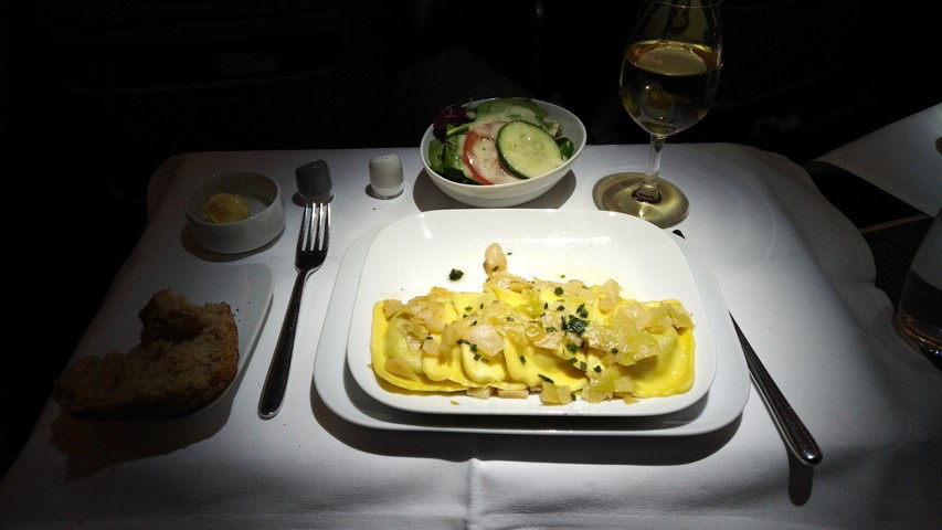 Abendessen (Hauptgericht) Business-Class / LH778 FRA-SIN