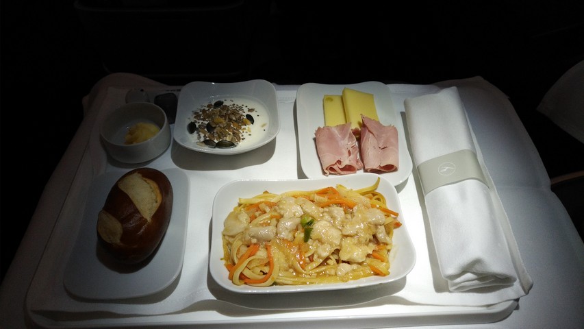 Frühstück Business-Class / LH778 FRA-SIN