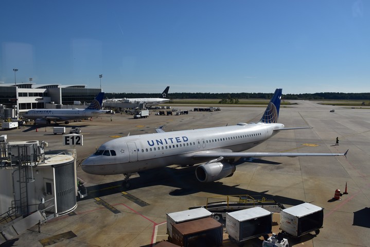 United Airlines Airbus A320