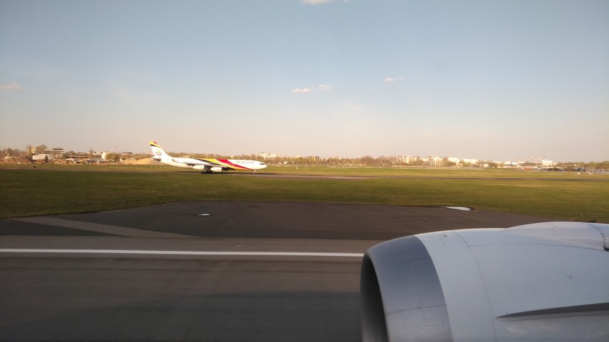 Warschau Chopin Airport / LO3 WAW-ORD