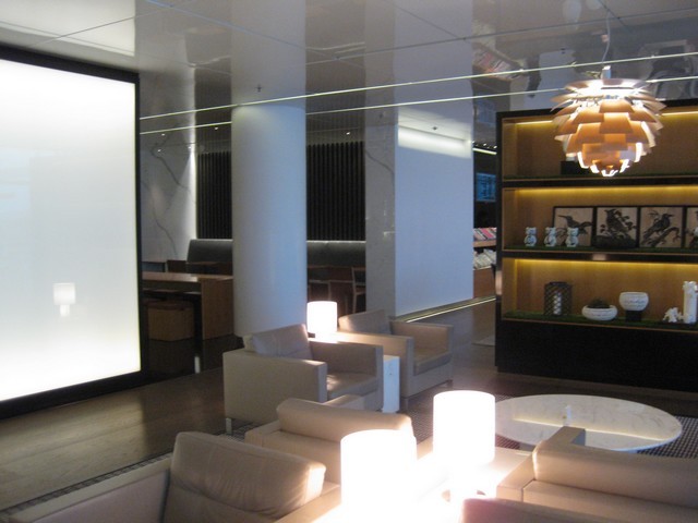 Cathay Pacific "The Bridge" Lounge Hong Kong