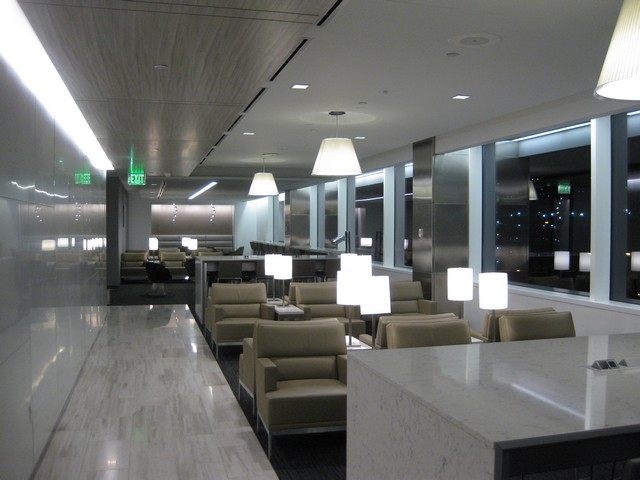 United Airlines Club in Seattle Tacoma