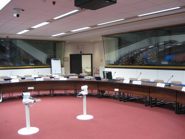 Konferenzraum im Albert Borschette Building in Brüssel