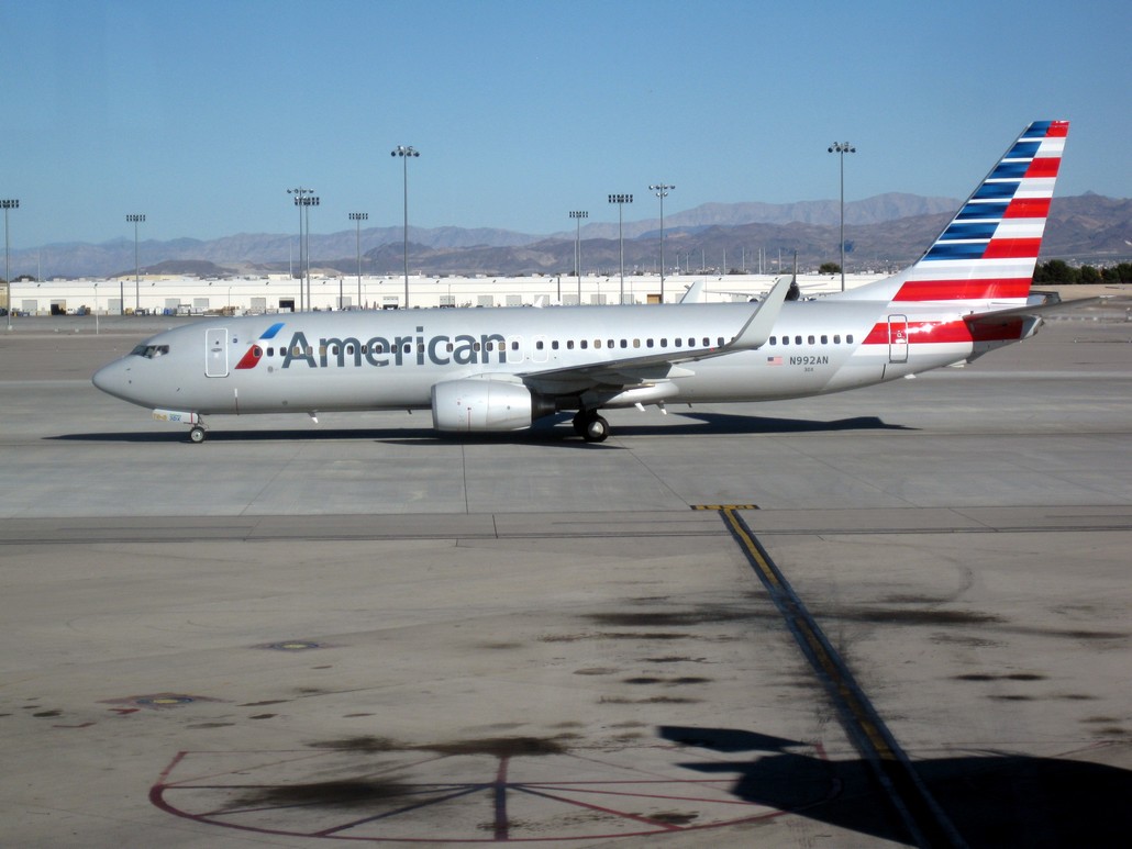 American Airlines Boeing 737-800