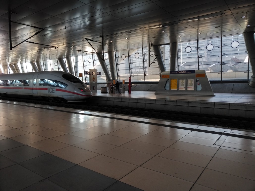 Frankfurt Flughafen Fernbahnhof