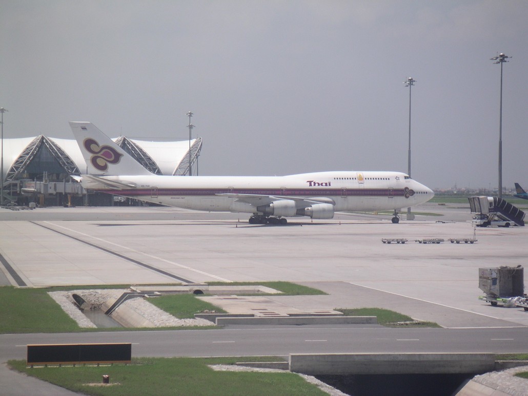 Thai Airways Boeing 747-400 in alter Lackierung