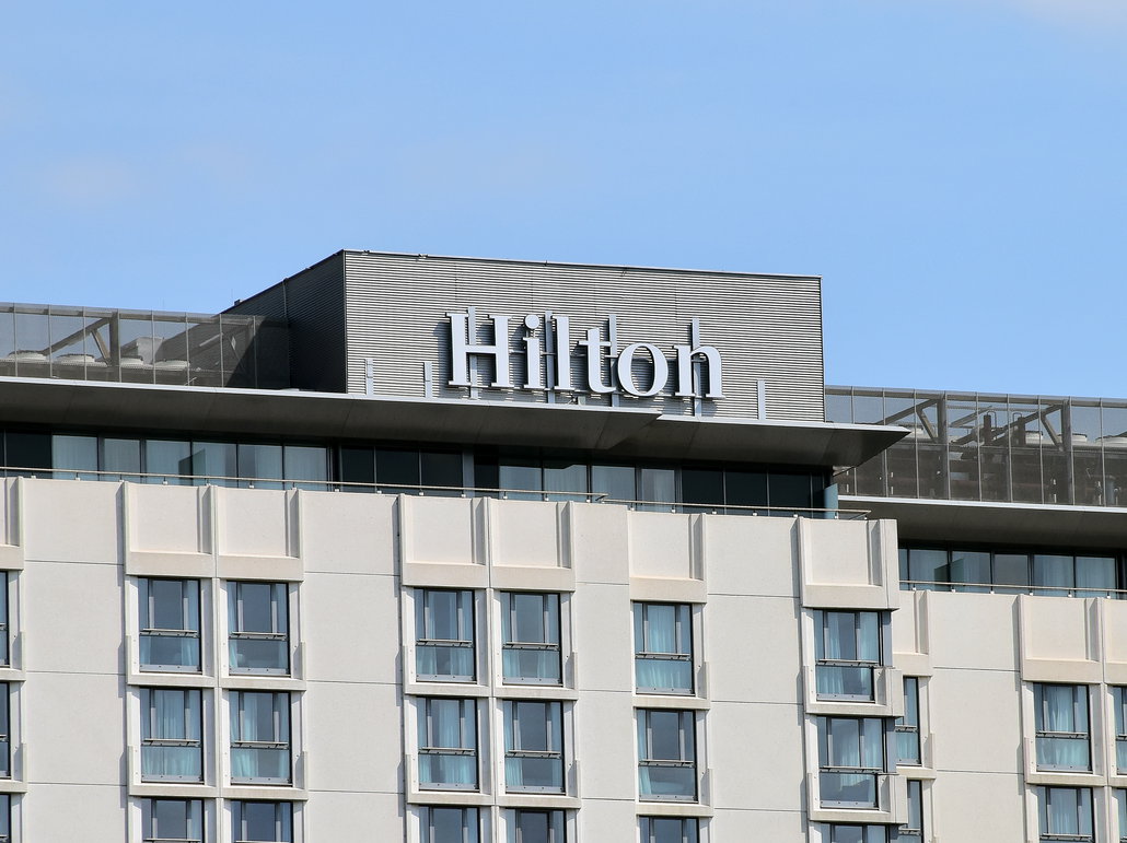Hilton Logo - Hilton City Wien