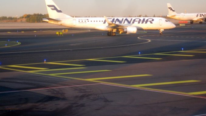 Finnair Embraer 190 in Helsinki Vantaa Airport