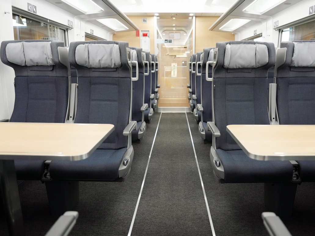 Deutsche Bahn stellt 2022 ICE L vor - Wagen der zeiten Klasse