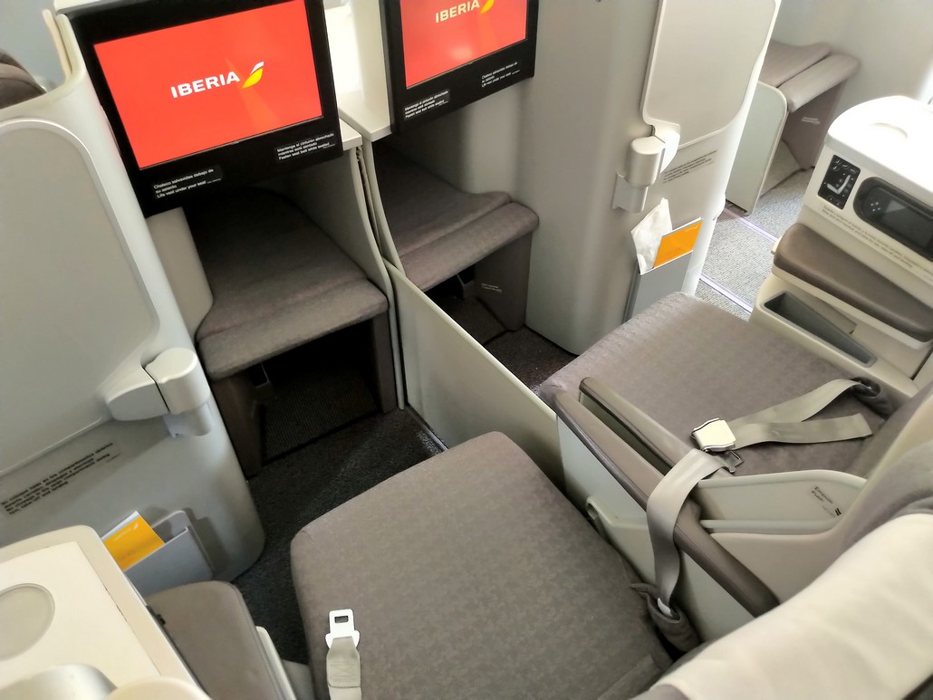 IB Business-Class (Airbus A330-300)