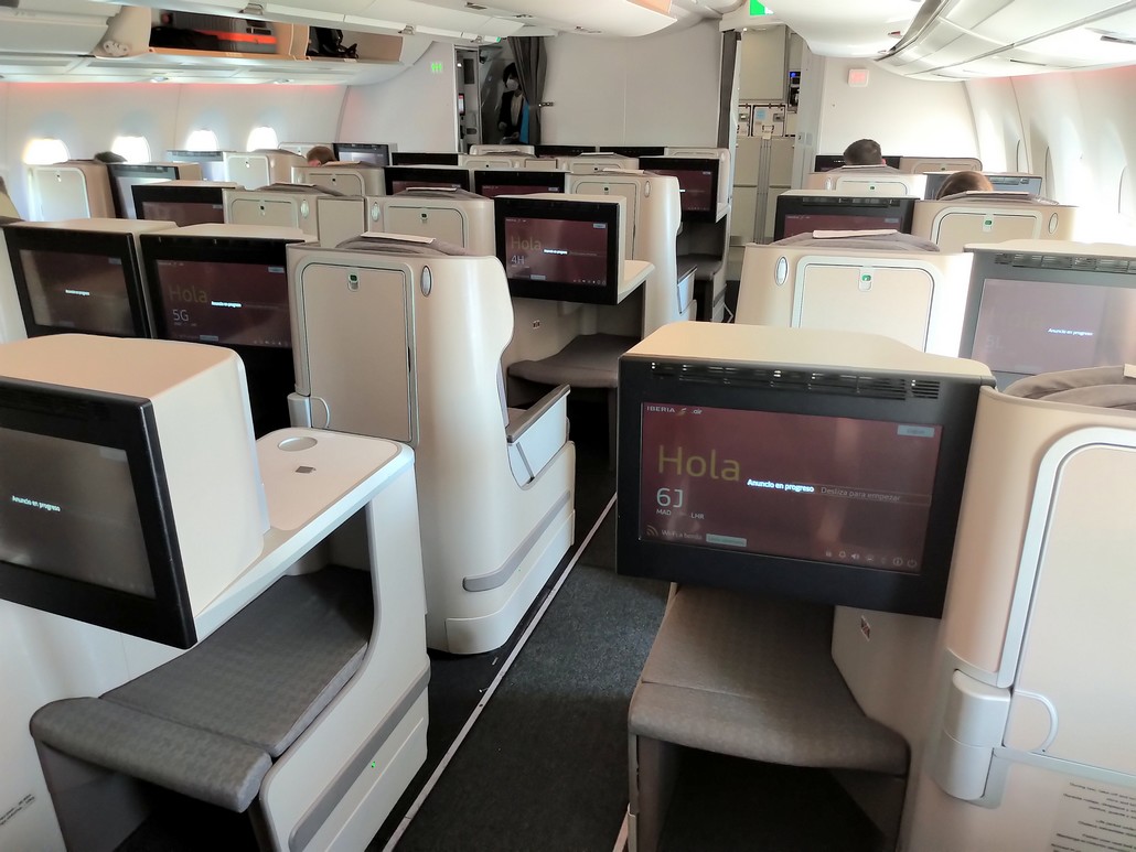 IB Business-Class (Airbus A350-900)