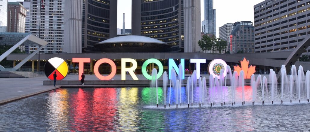 Toronto - Platz am Rathaus